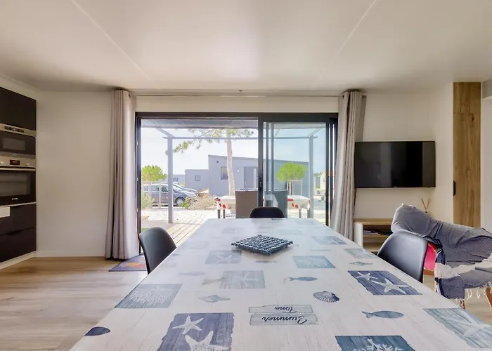 Avec Piscine, Pour 4 Σαλέ *