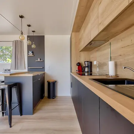 Domek alpejski Avec Piscine, Pour 4 *